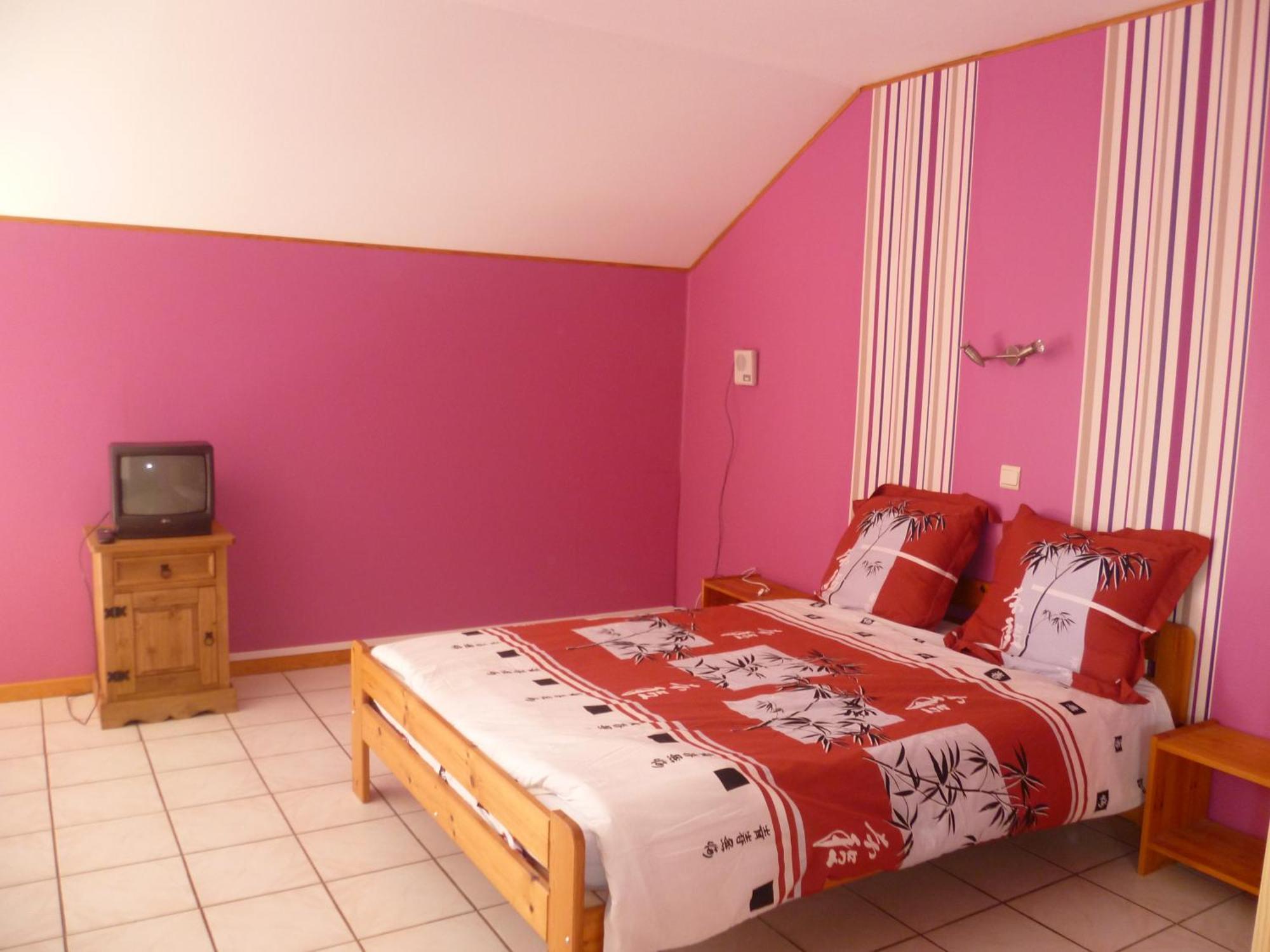 Appart Dry Les Courtis 2* Robertville